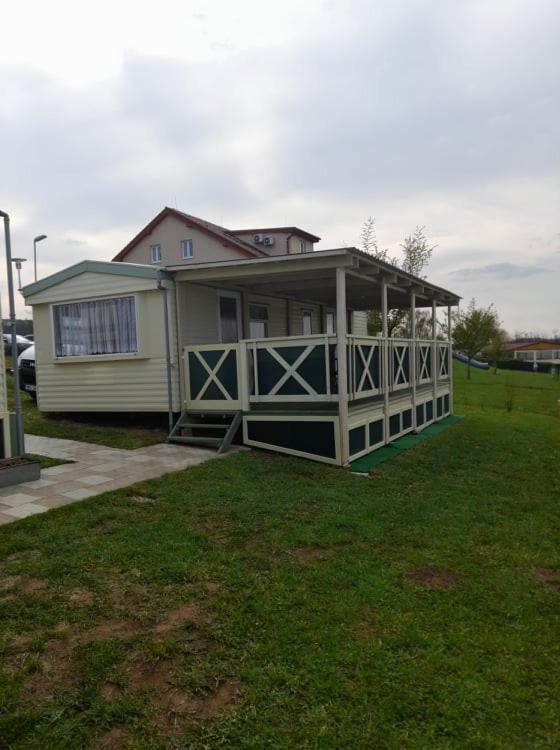 Mobilheim 16 a 17 - Výrovická přehrada Výr Vyrovice Exterior foto